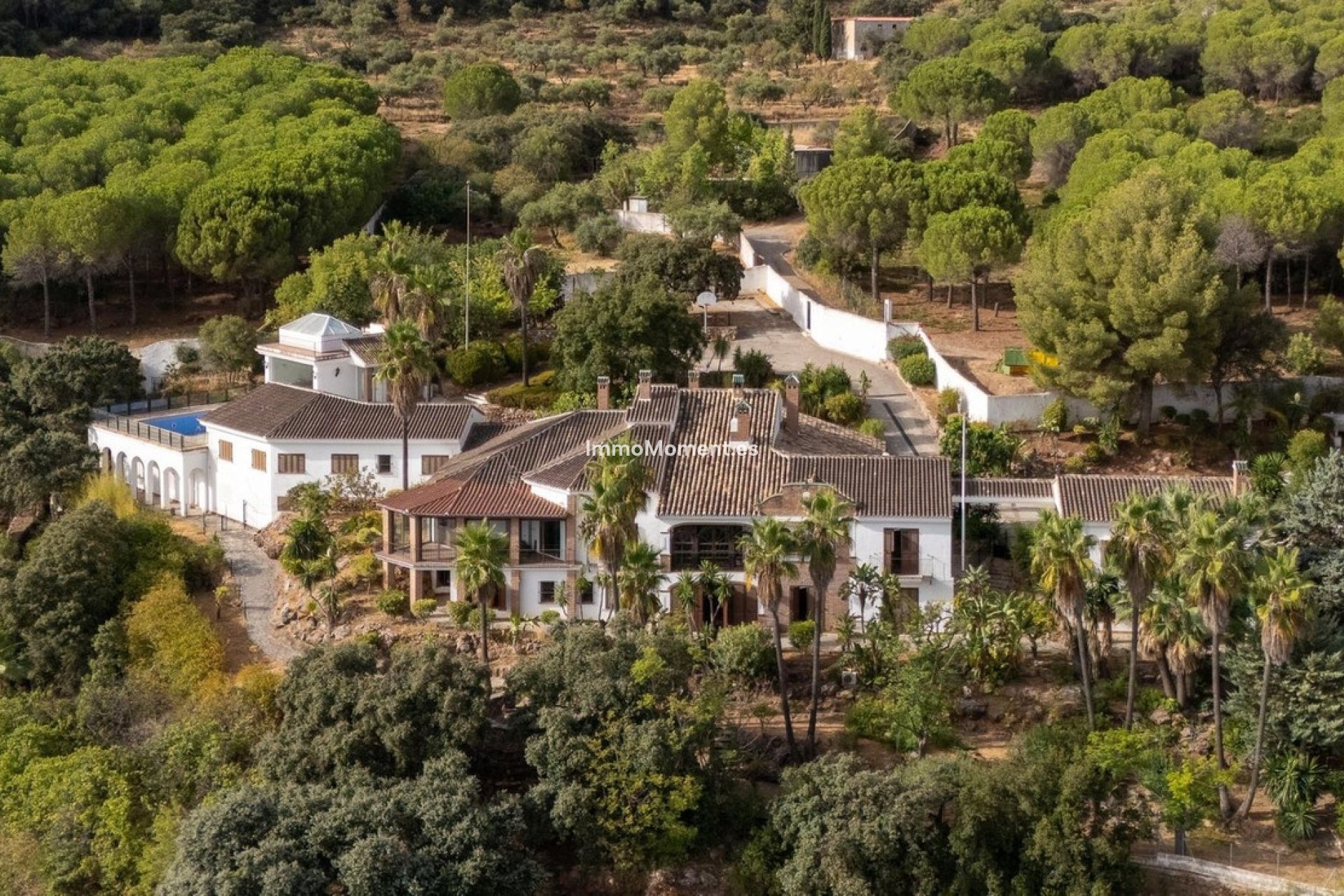 Resale - Detached villa - Inland  - Alhaurín el Grande Centro