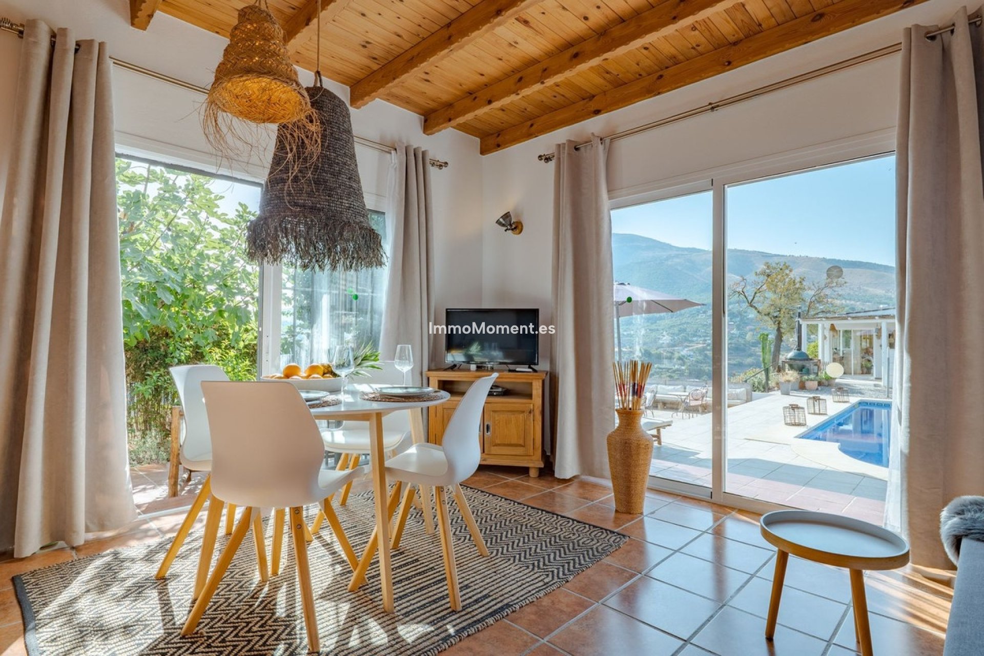 Resale - Detached villa - Inland  - Alhaurín el Grande Centro