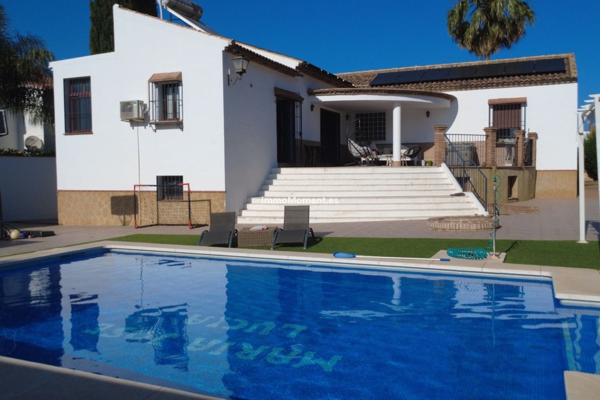 Resale - Detached villa - Inland  - Alhaurín el Grande Centro
