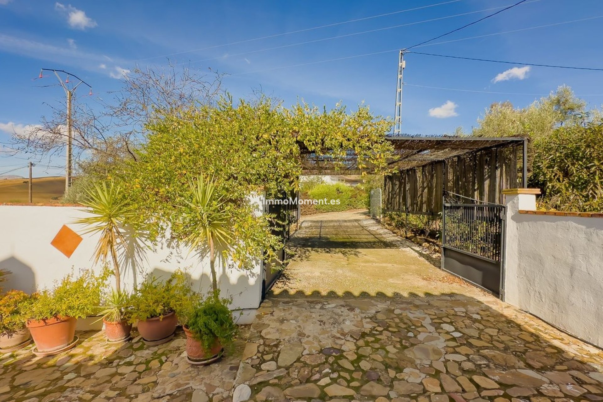 Resale - Detached villa - Inland  - Almogía