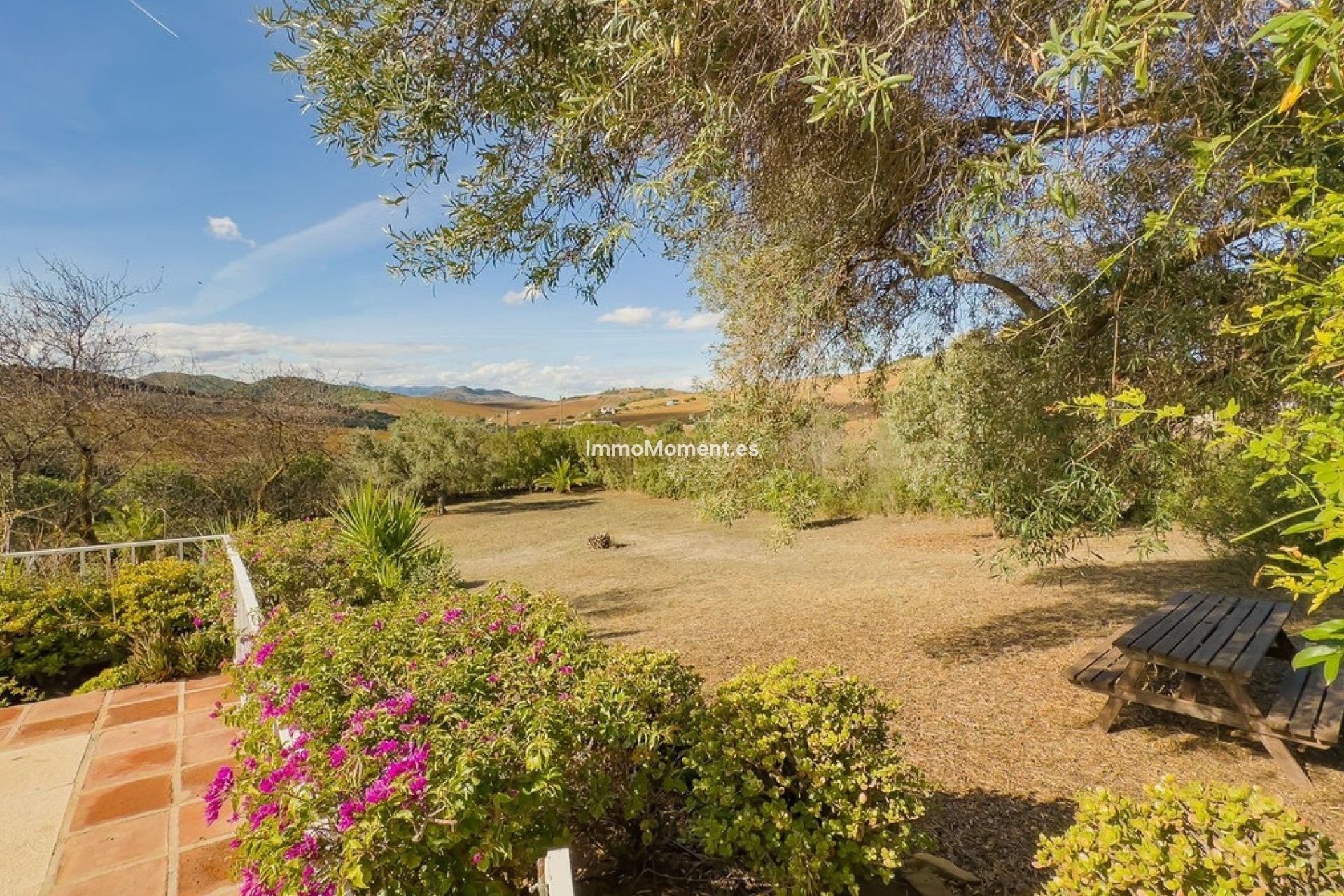 Resale - Detached villa - Inland  - Almogía