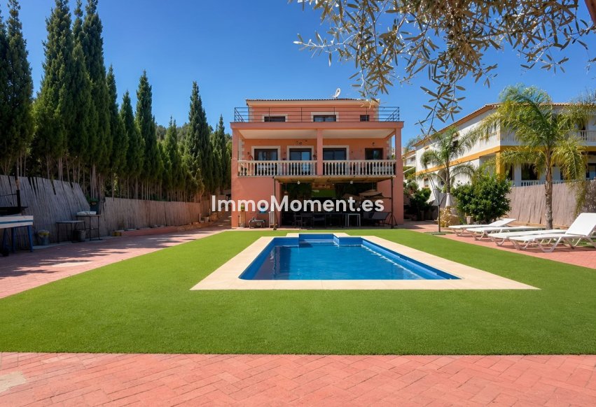 Resale - Detached villa - Inland  - Churriana