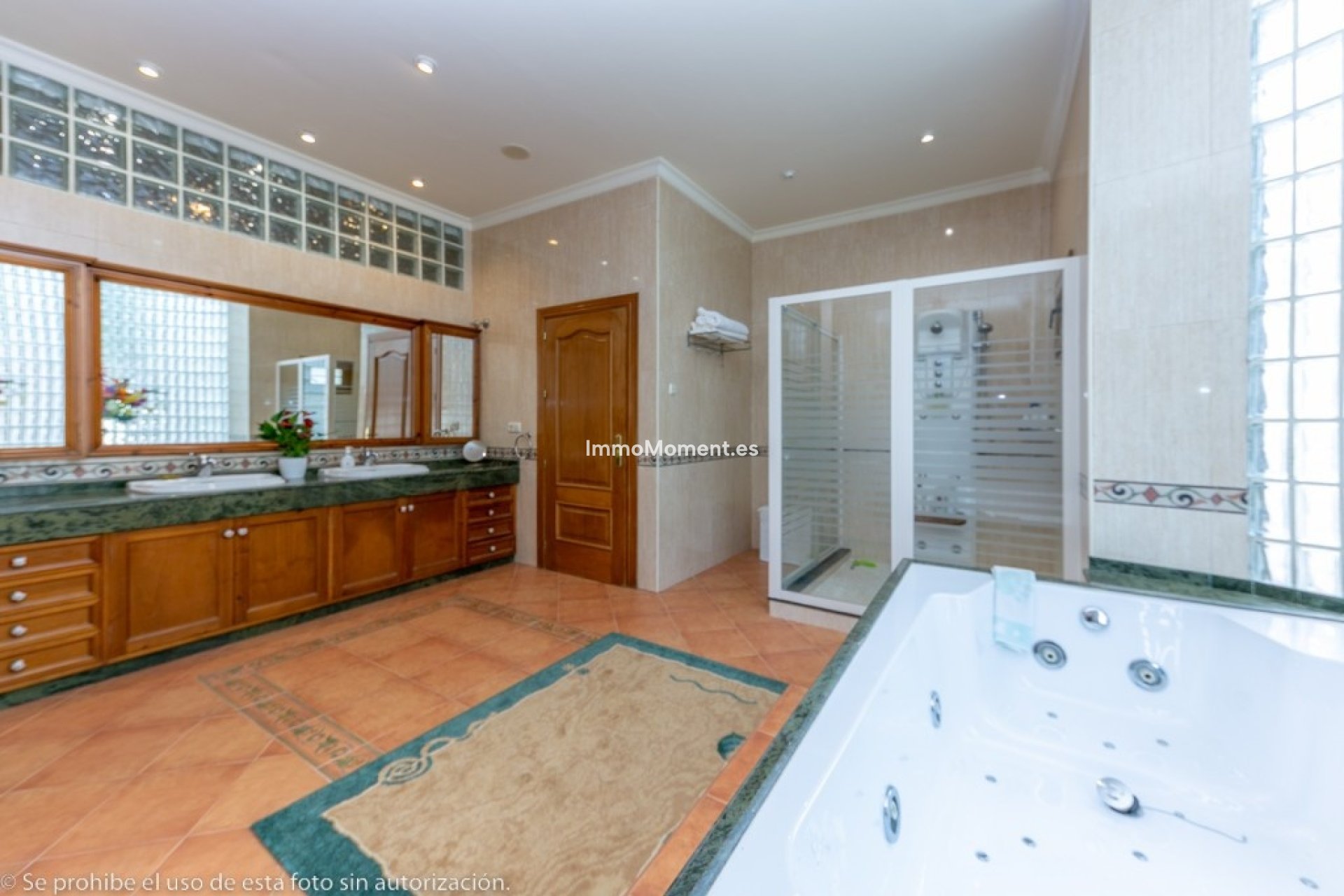 Resale - Detached villa - Inland  - Churriana