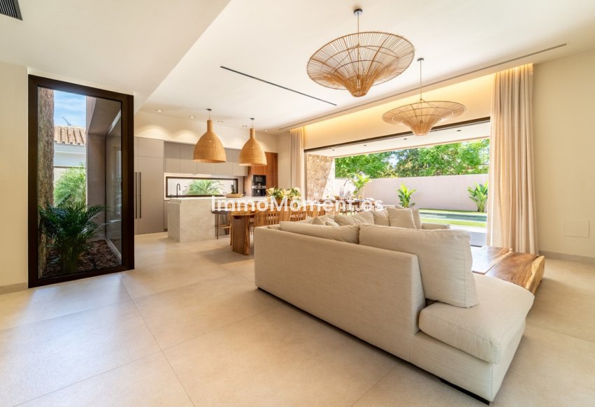 Resale - Detached villa - Inland  - Churriana