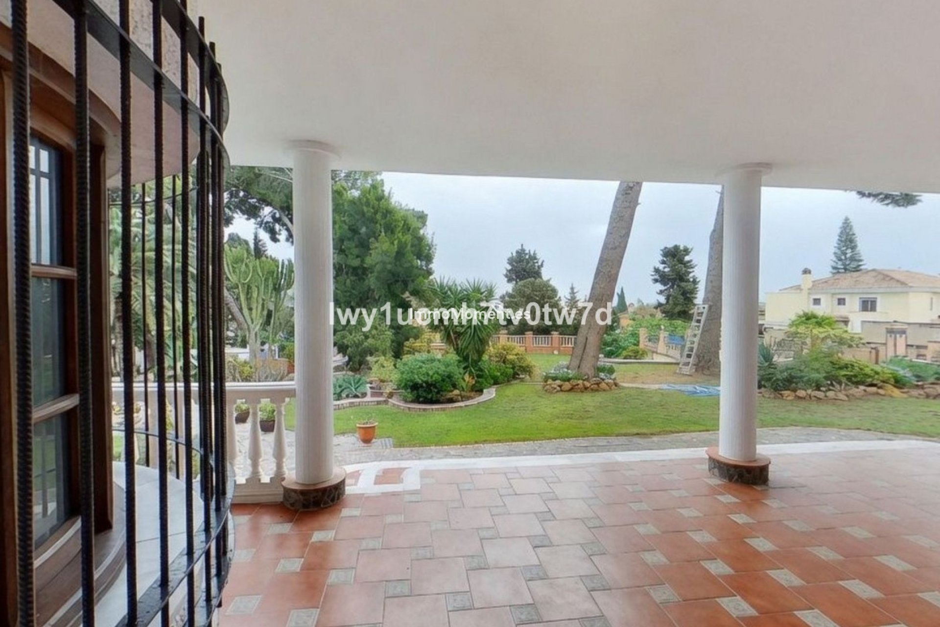 Resale - Detached villa - Inland  - Churriana