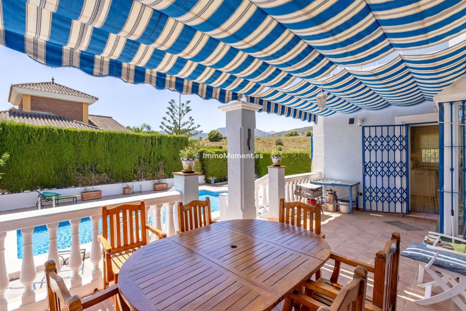 Resale - Detached villa - Inland  - Coín