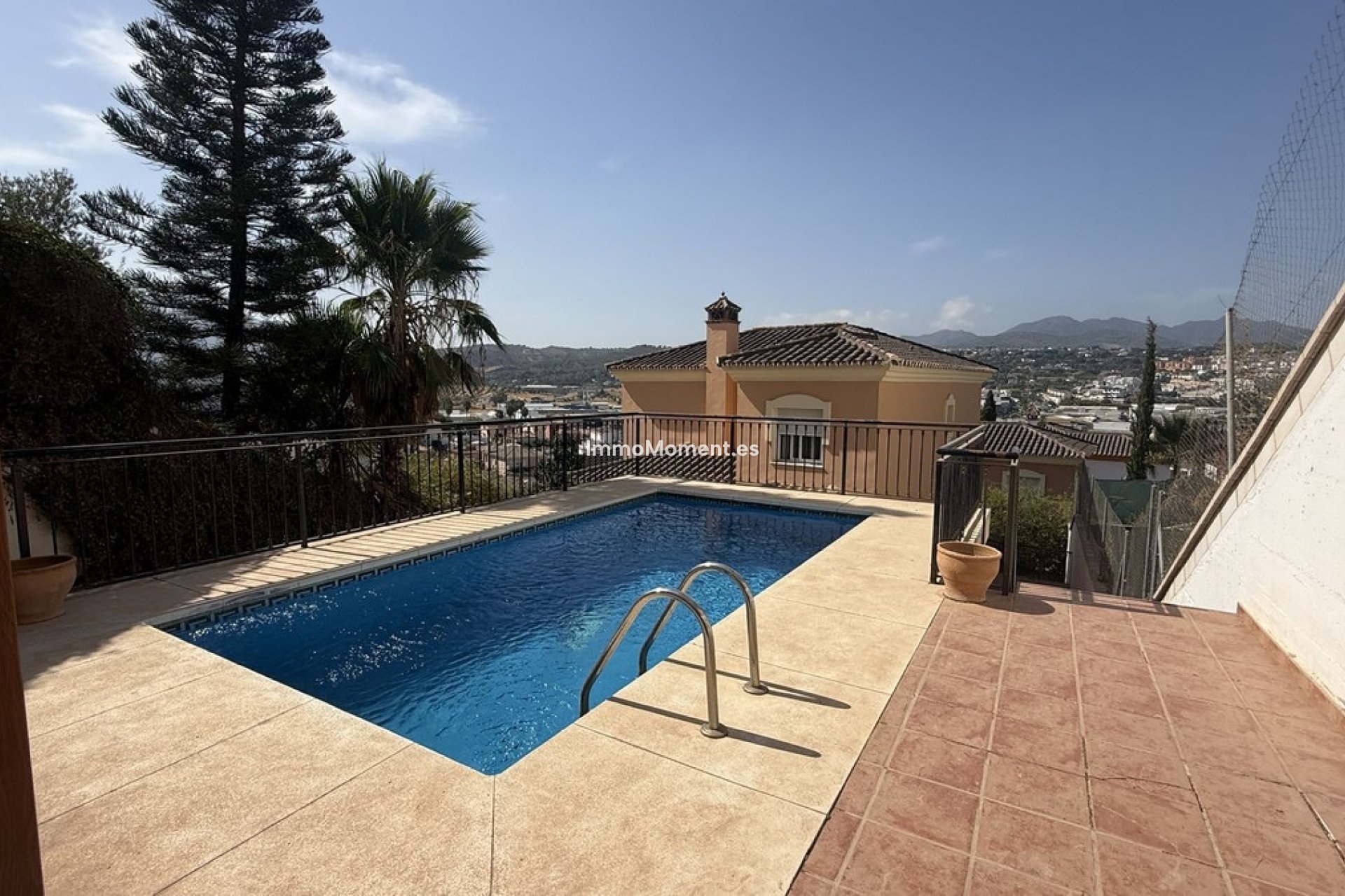 Resale - Detached villa - Inland  - Coín