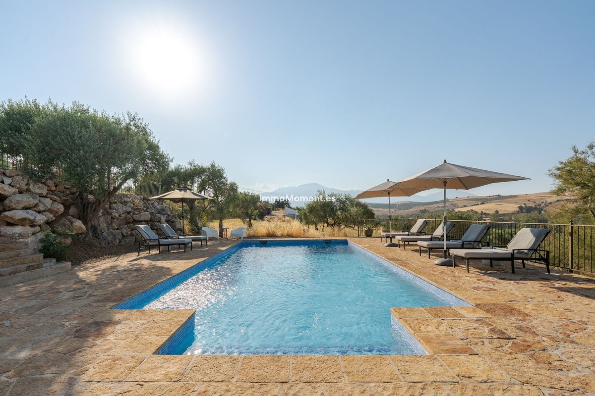 Resale - Detached villa - Inland  - Coín