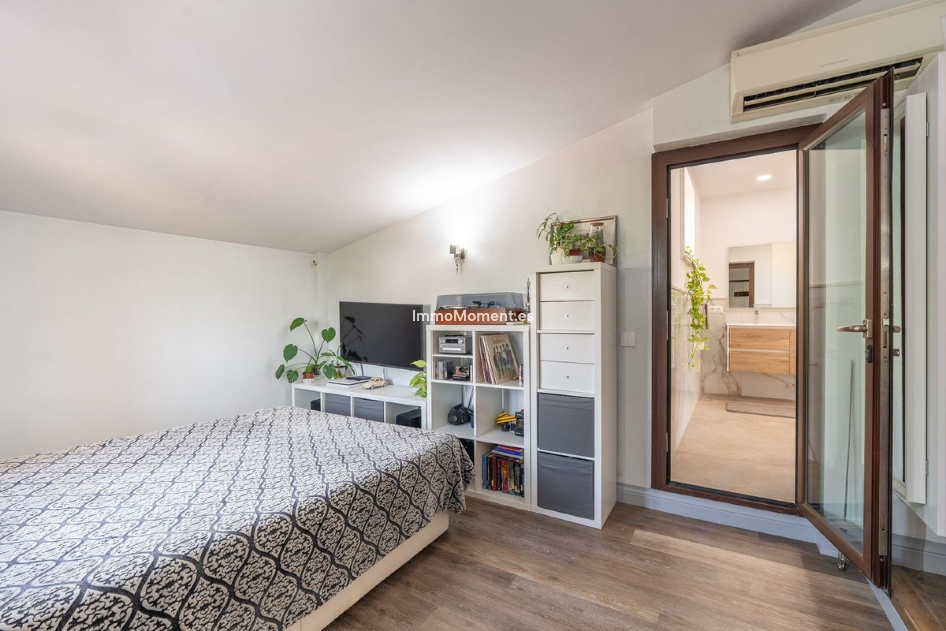 Resale - Detached villa - Inland  - Coín