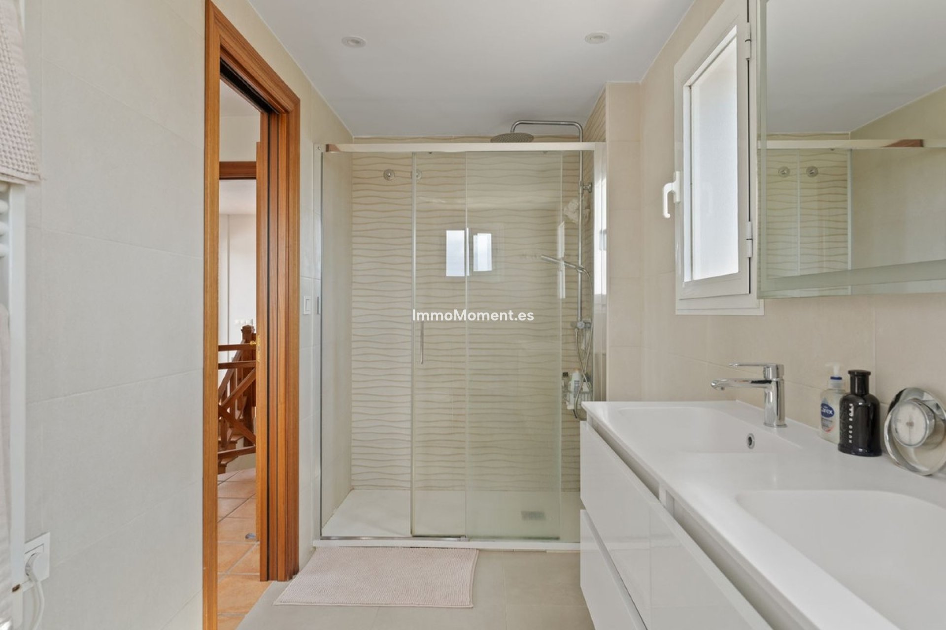 Resale - Detached villa - Inland  - Coín