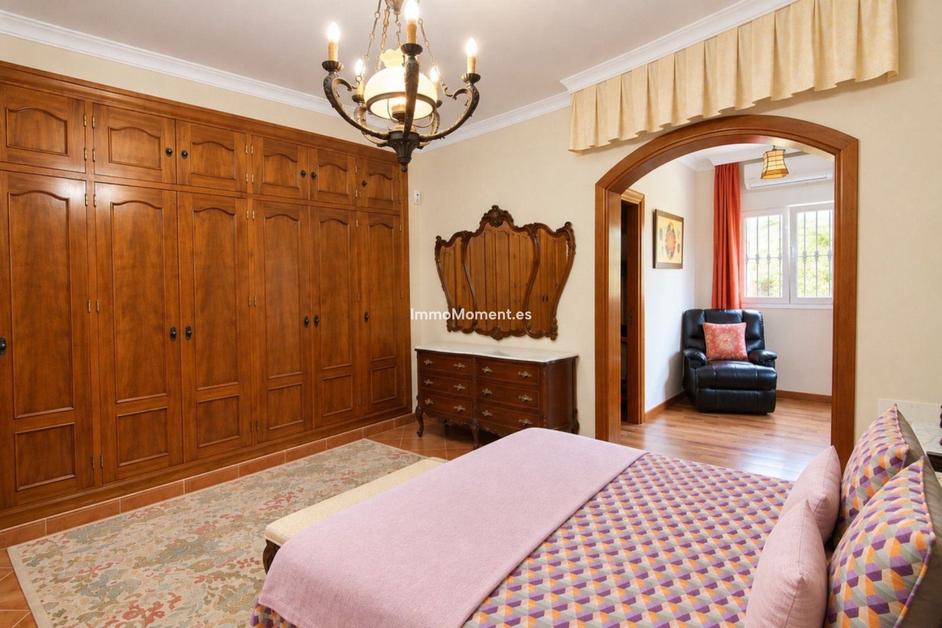 Resale - Detached villa - Inland  - Coín