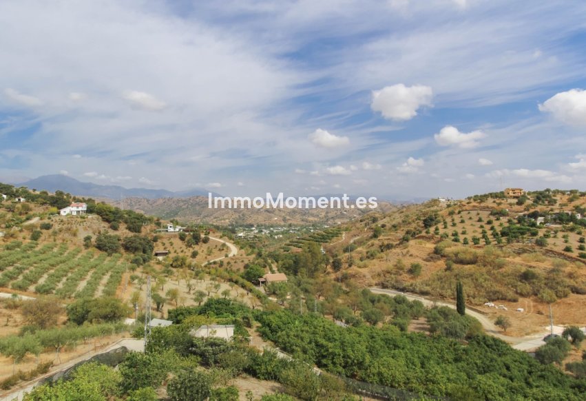 Resale - Detached villa - Inland  - Coín