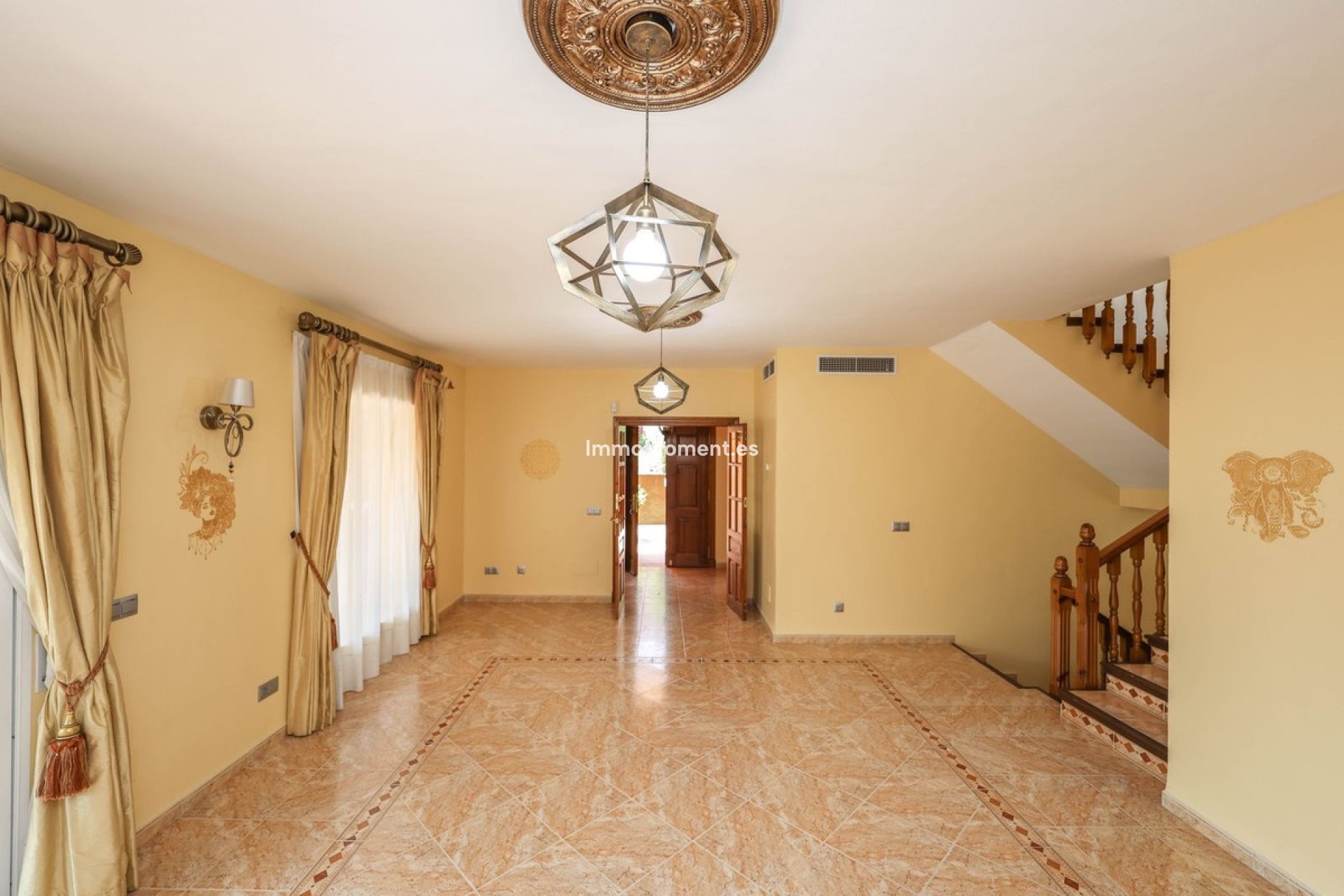 Resale - Detached villa - Inland  - Coín