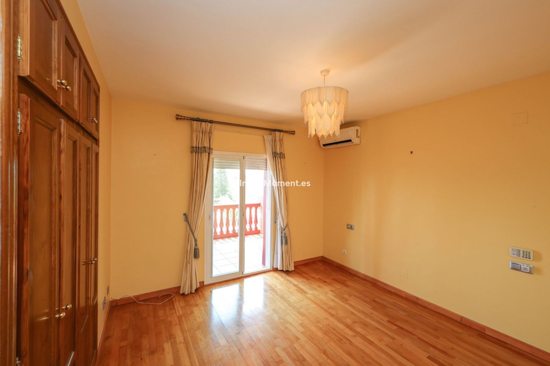 Resale - Detached villa - Inland  - Coín