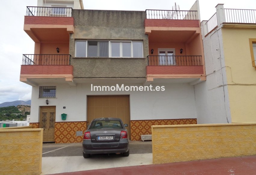 Resale - Detached villa - Inland  - Coín