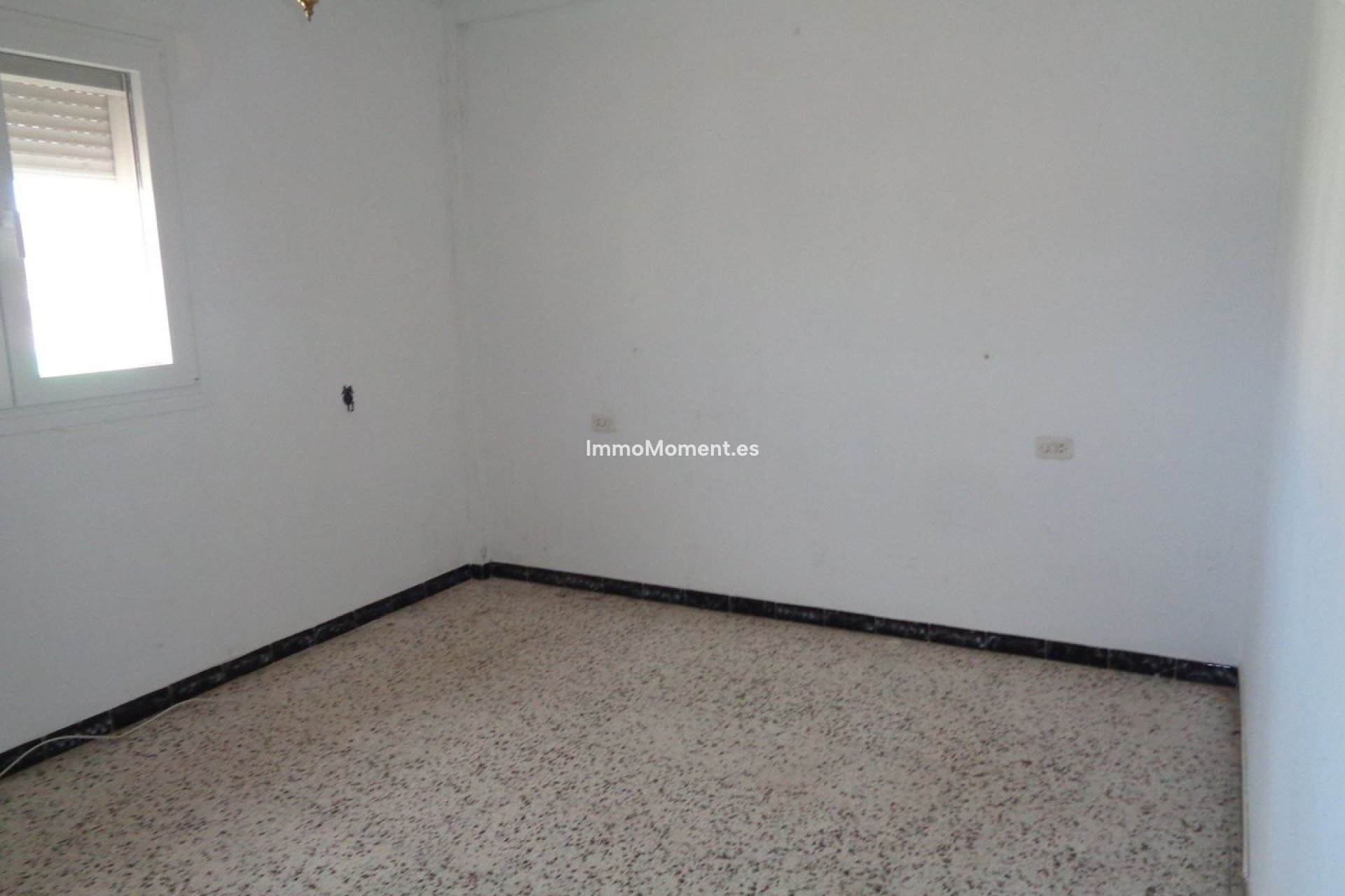 Resale - Detached villa - Inland  - Coín