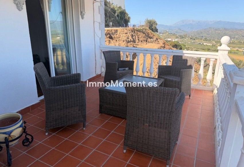 Resale - Detached villa - Inland  - Coín