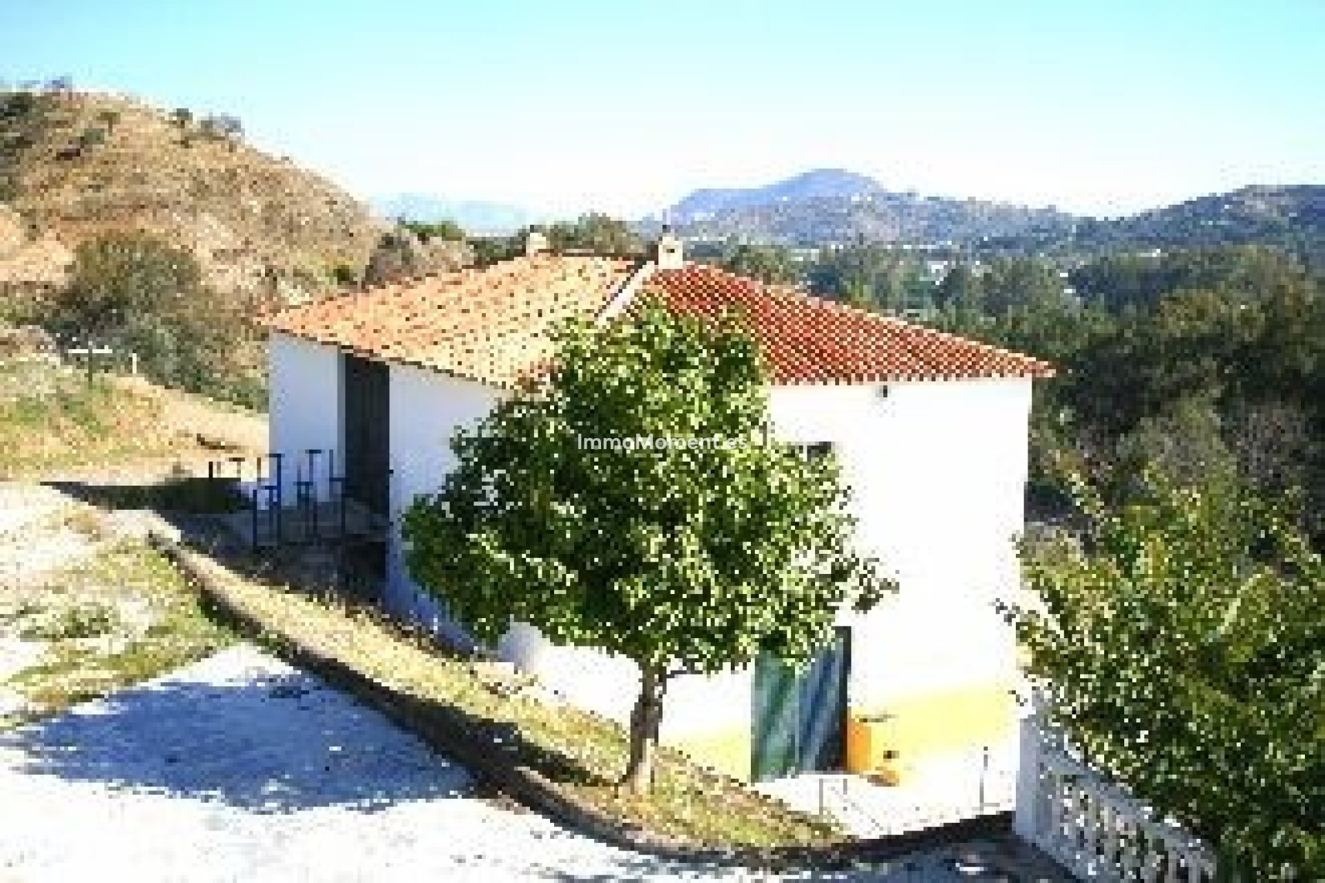 Resale - Detached villa - Inland  - Coín