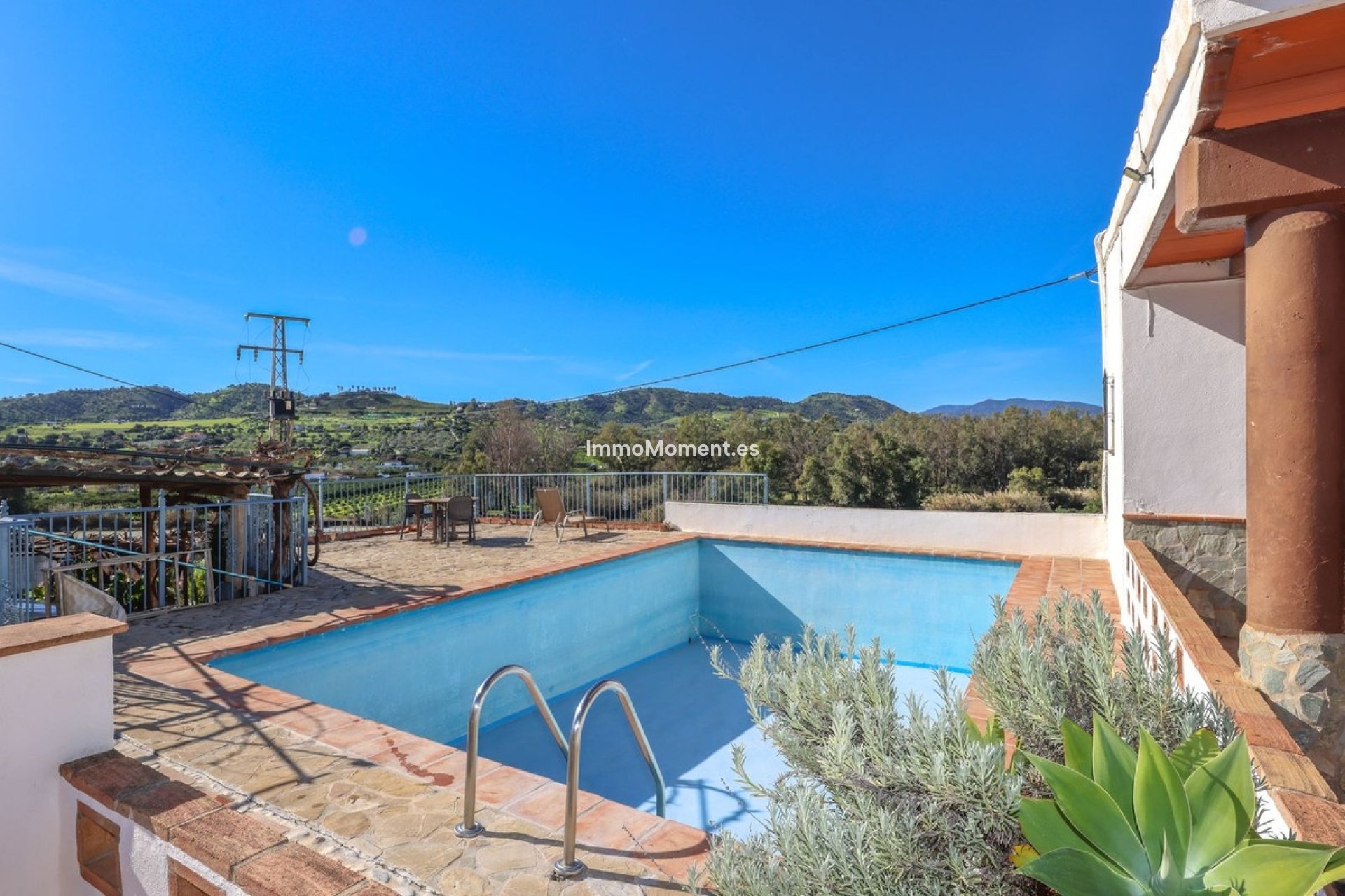Resale - Detached villa - Inland  - Coín
