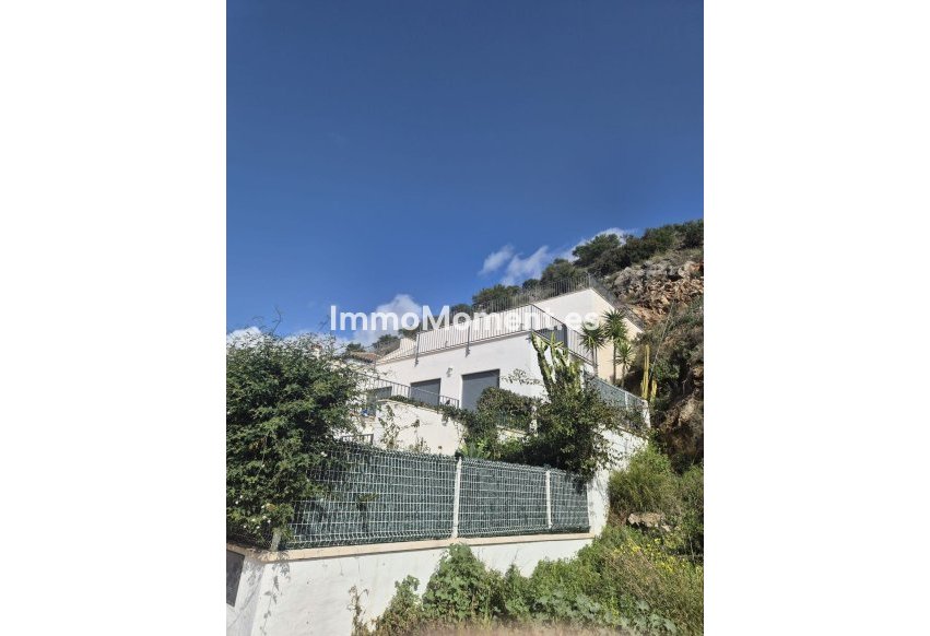 Resale - Detached villa - Inland  - Coín