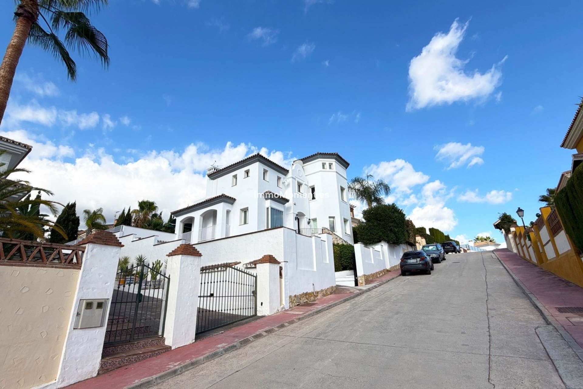 Resale - Detached villa - Inland  - Coín