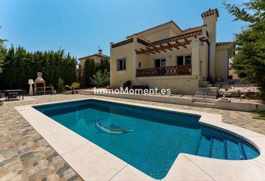 Resale - Detached villa - Inland  - Coín
