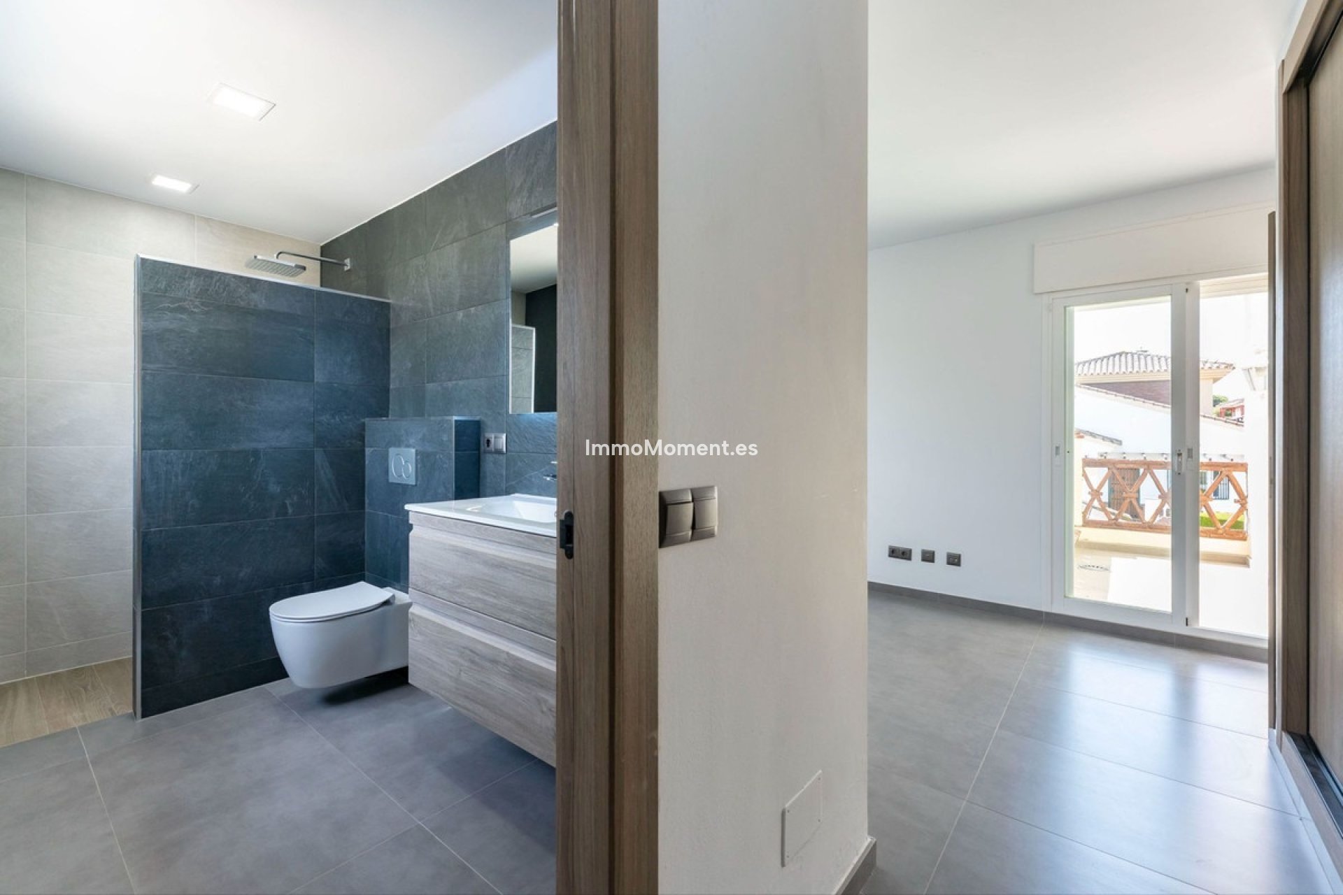 Resale - Detached villa - Inland  - Coín