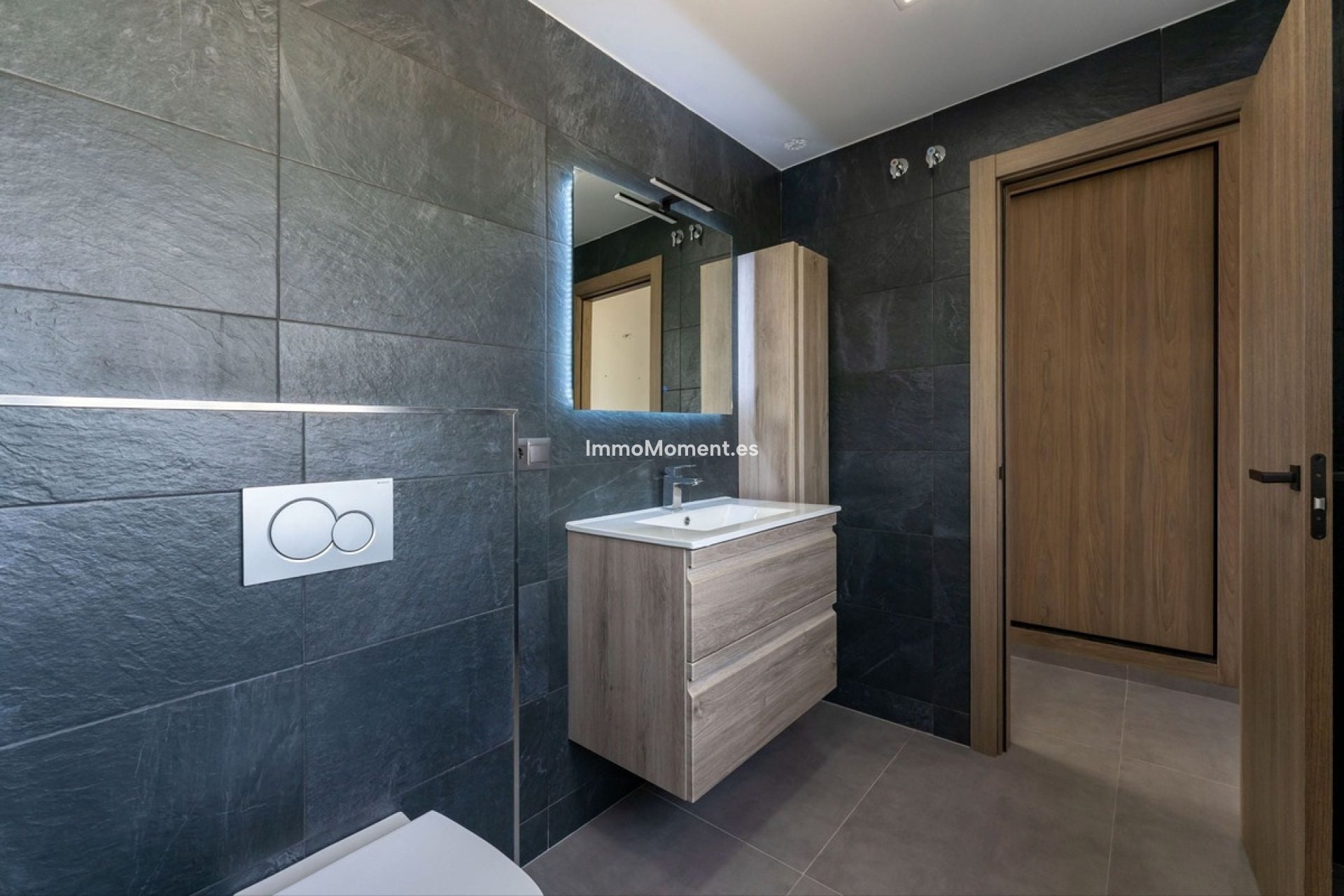 Resale - Detached villa - Inland  - Coín