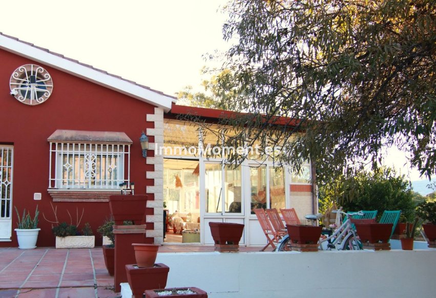 Resale - Detached villa - Inland  - Coín
