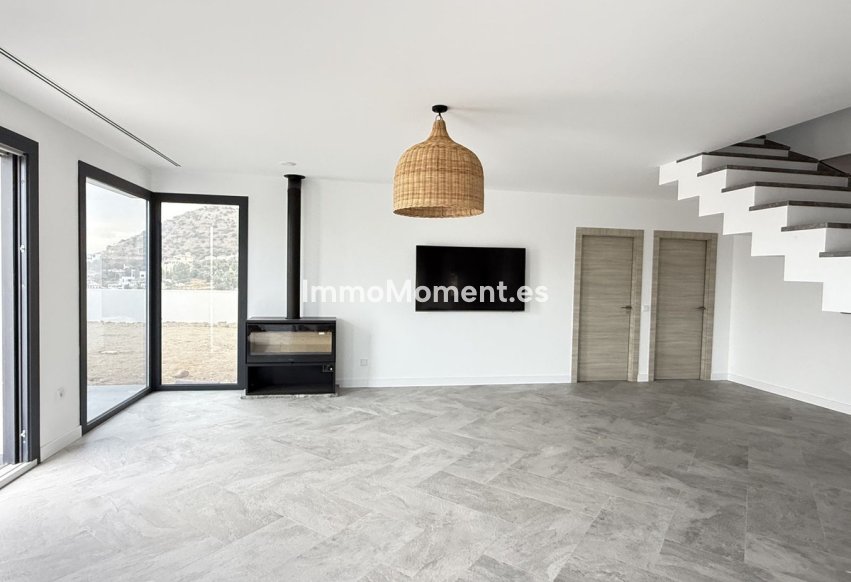 Resale - Detached villa - Inland  - Coín