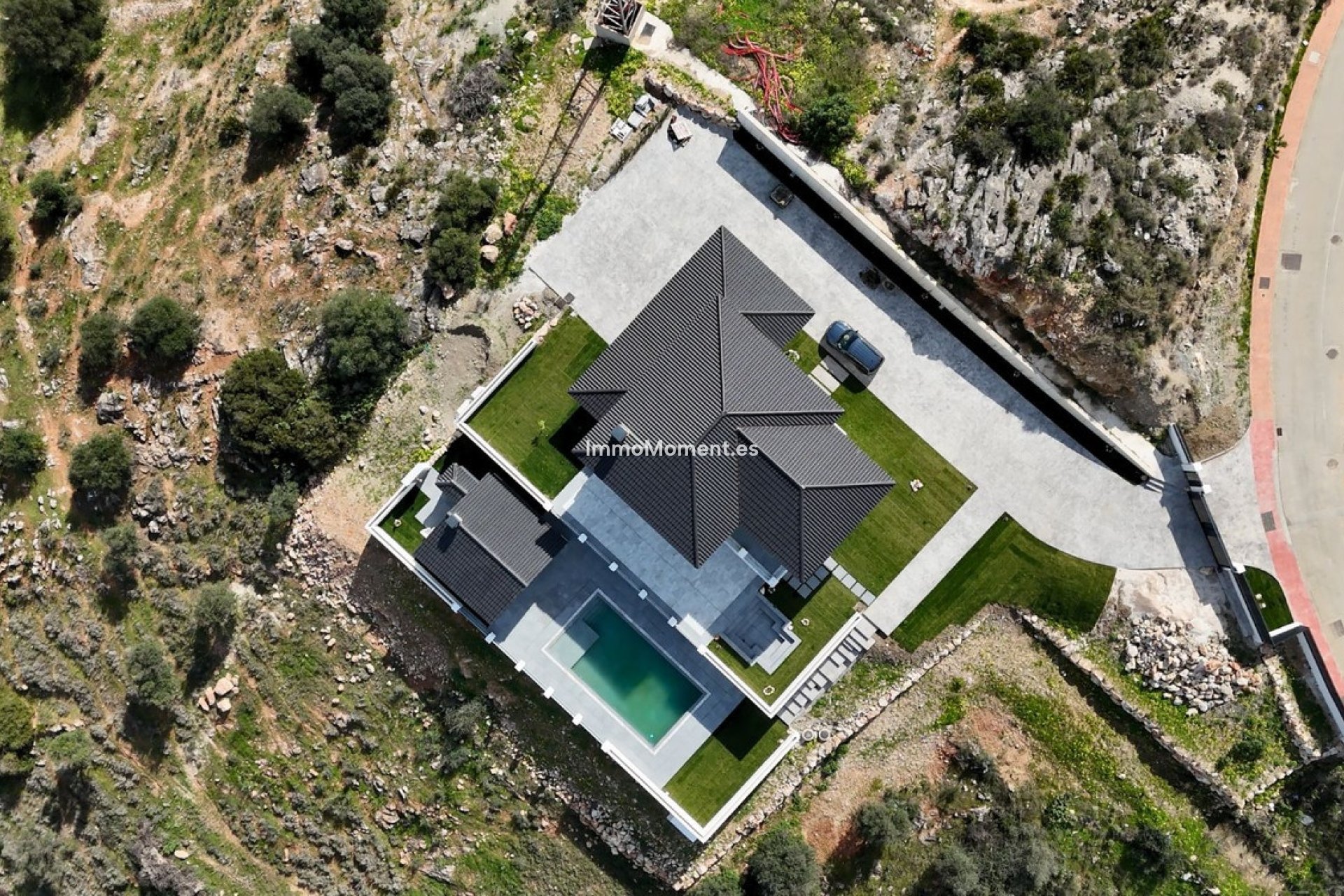 Resale - Detached villa - Inland  - Coín