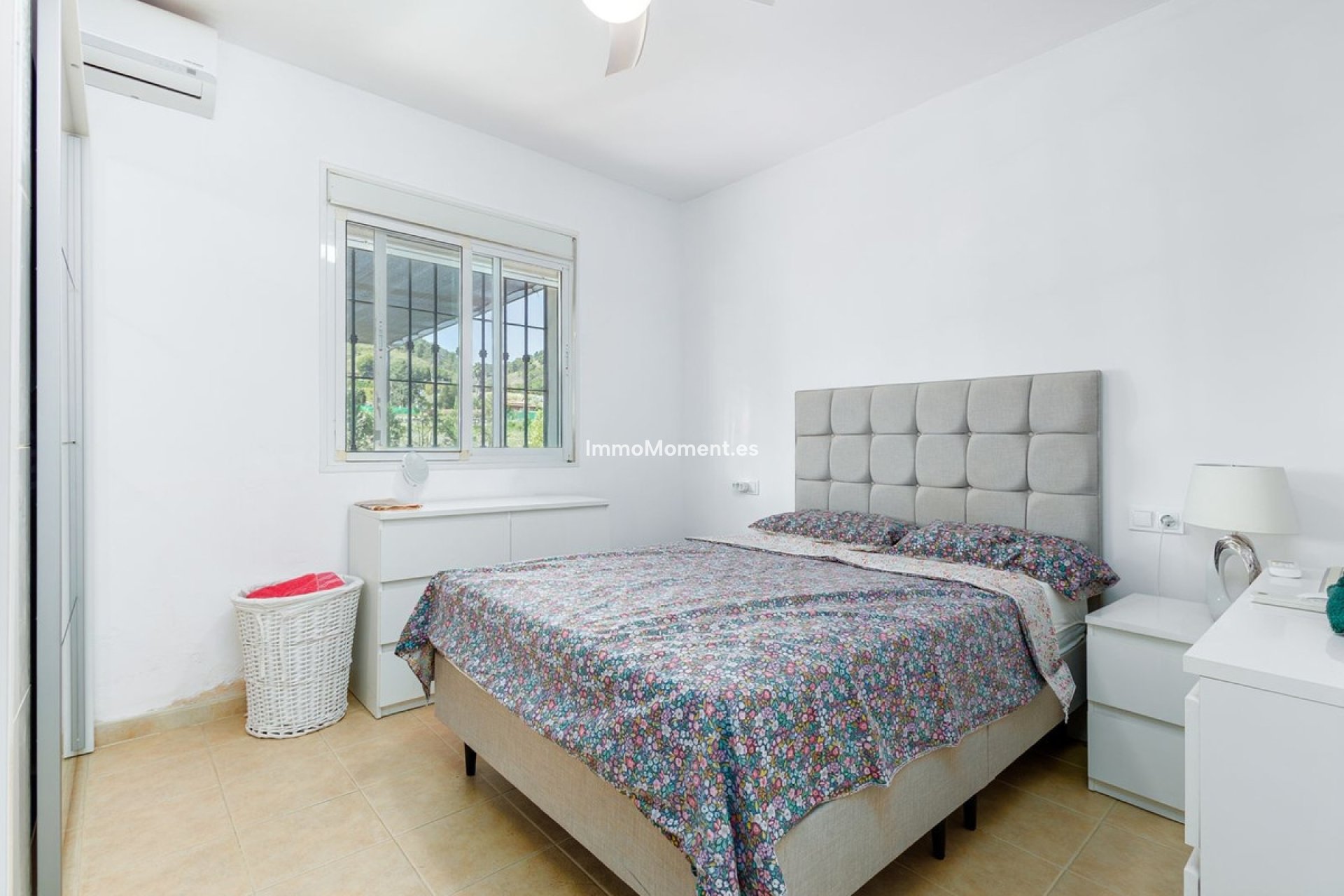 Resale - Detached villa - Inland  - Coín