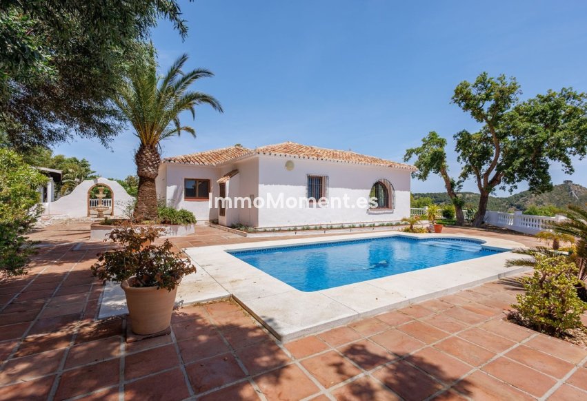 Resale - Detached villa - Inland  - Coín