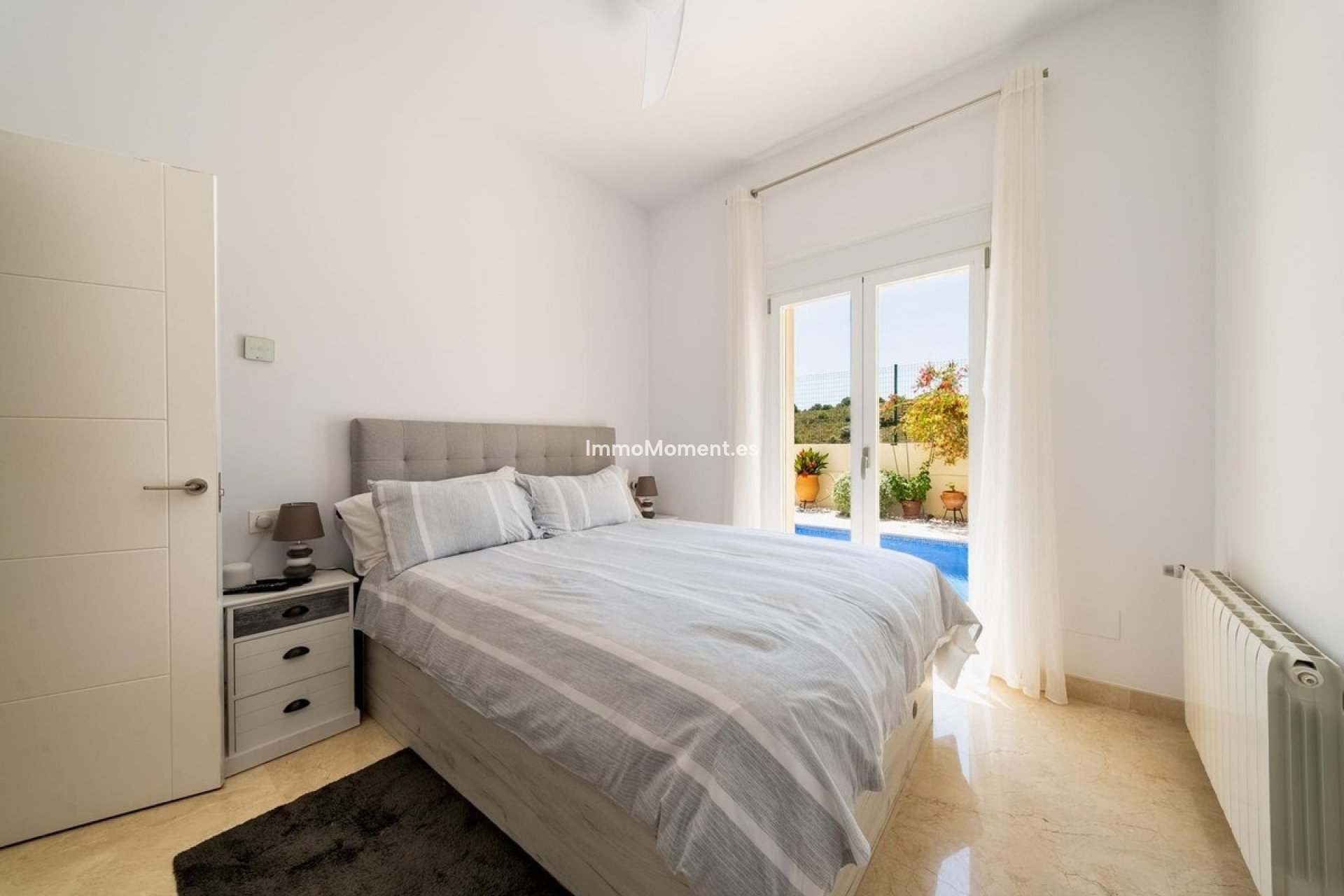 Resale - Detached villa - Inland  - Coín