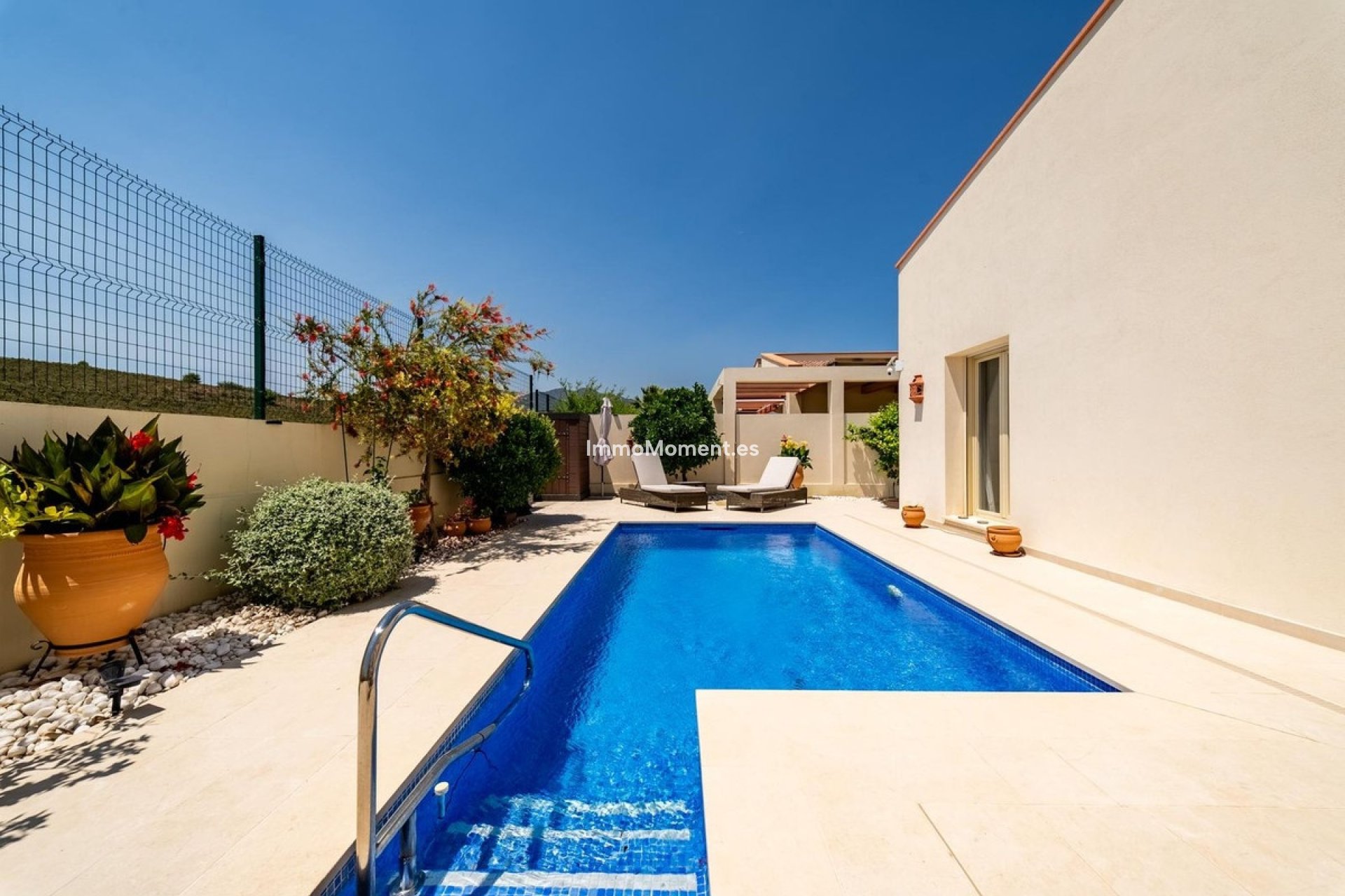 Resale - Detached villa - Inland  - Coín