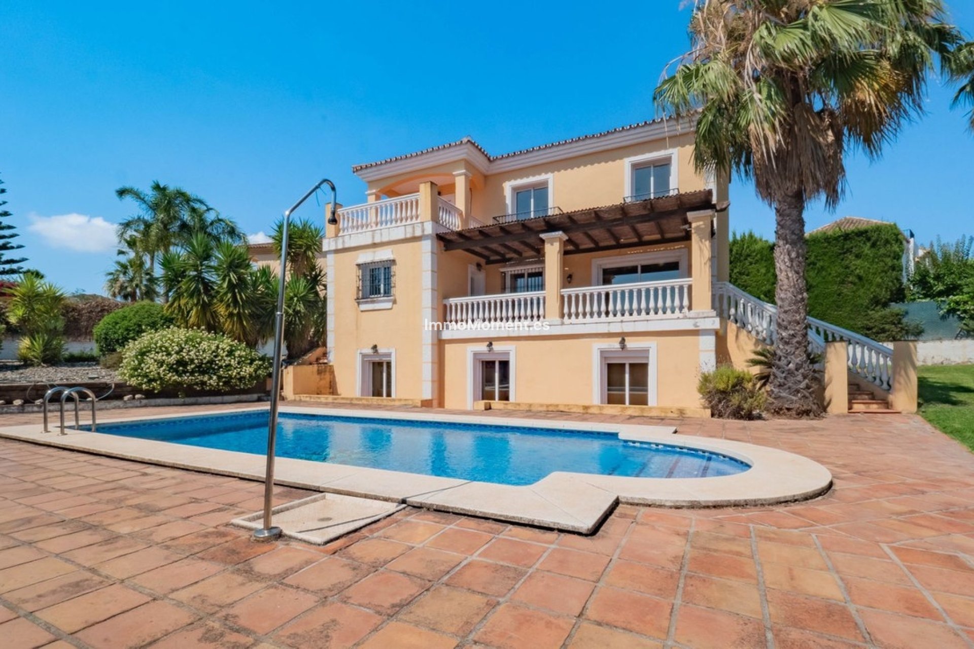 Resale - Detached villa - Inland  - Coín
