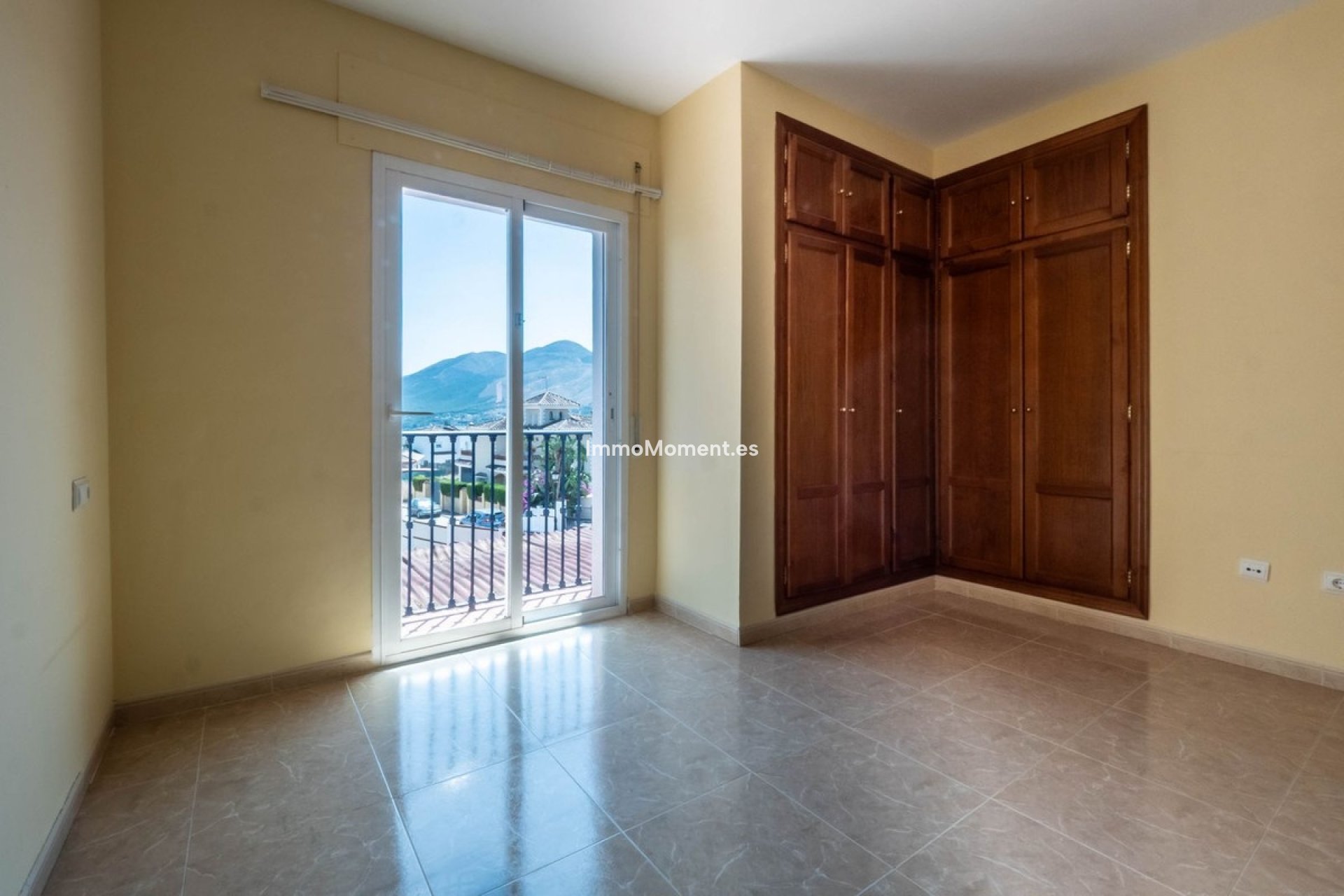 Resale - Detached villa - Inland  - Coín