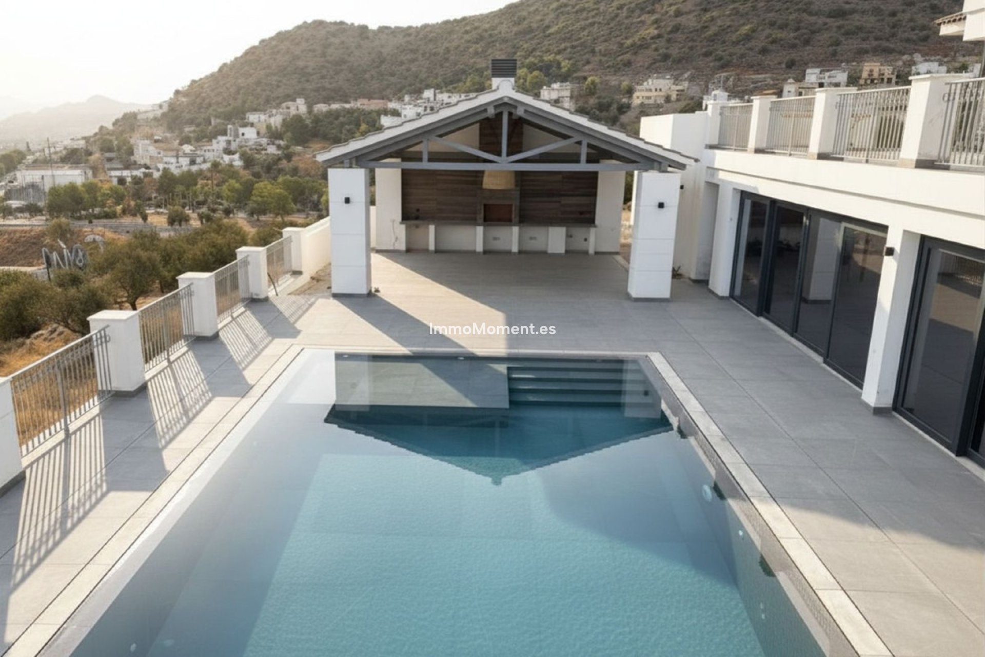 Resale - Detached villa - Inland  - Coín