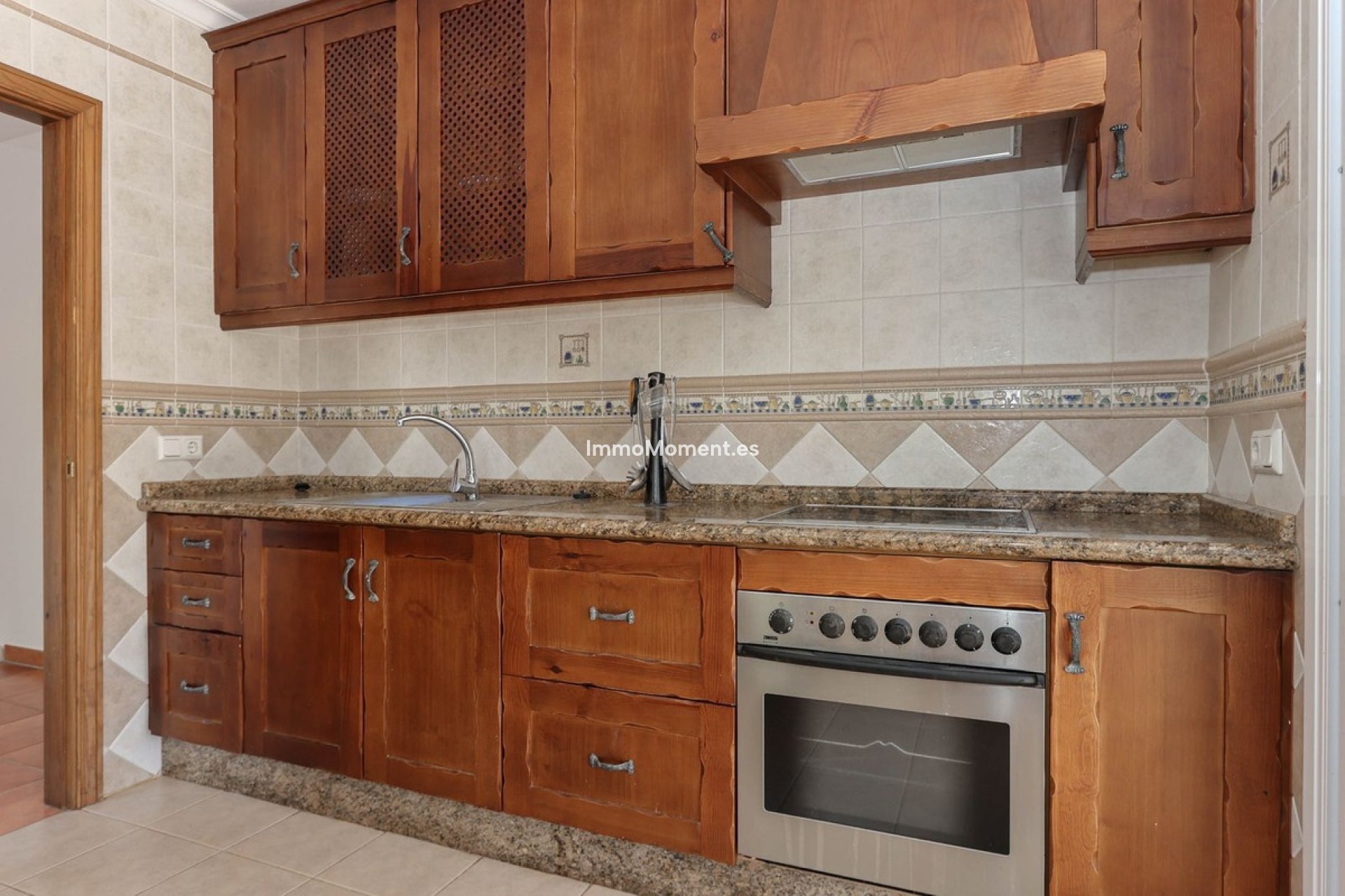 Resale - Detached villa - Inland  - Guaro