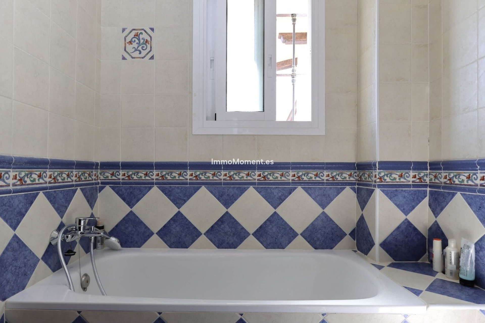 Resale - Detached villa - Inland  - Guaro