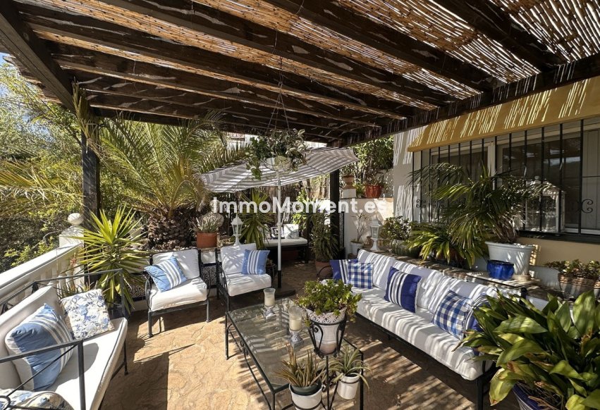 Resale - Detached villa - Inland  - Monda