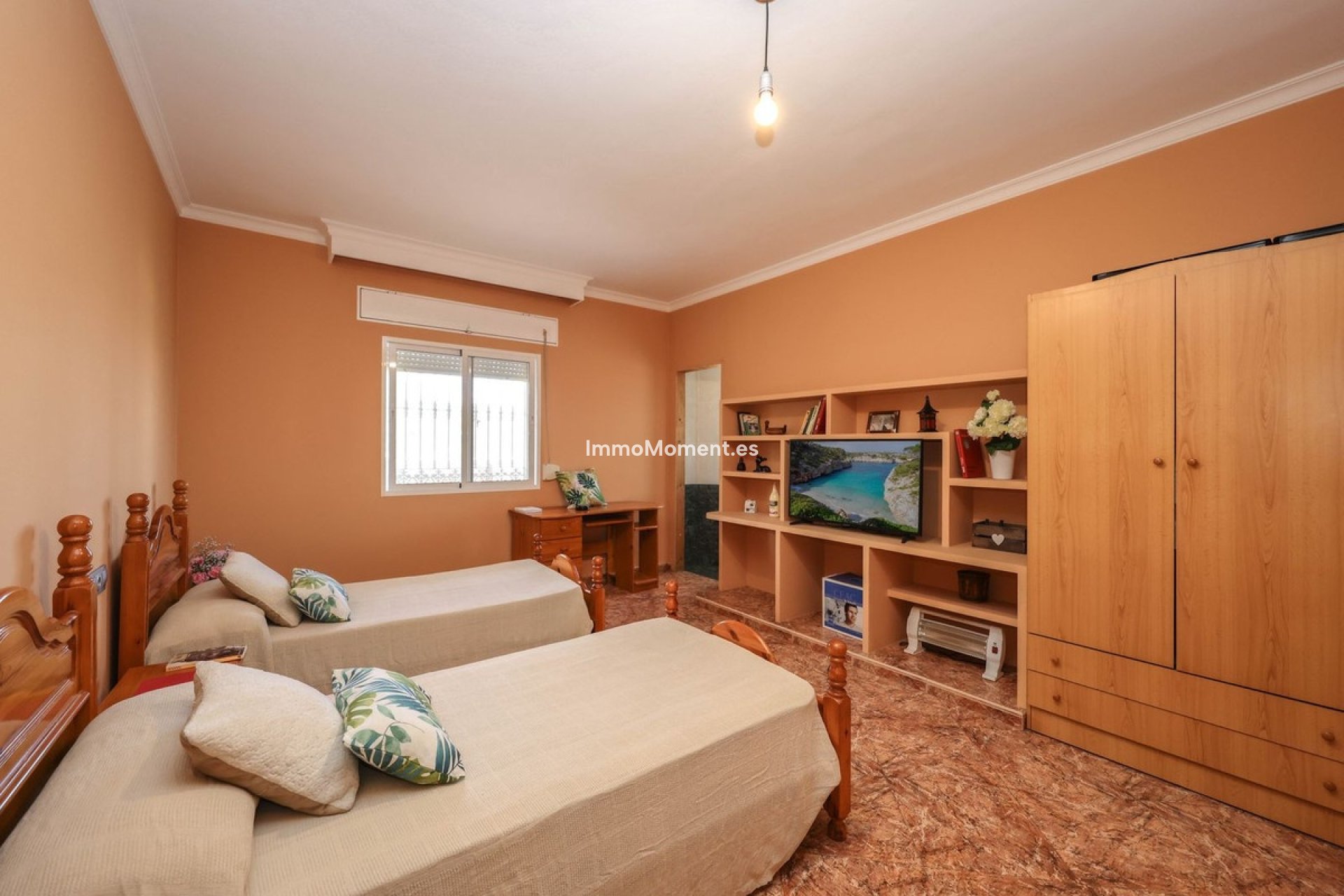 Resale - Detached villa - Inland  - Monda