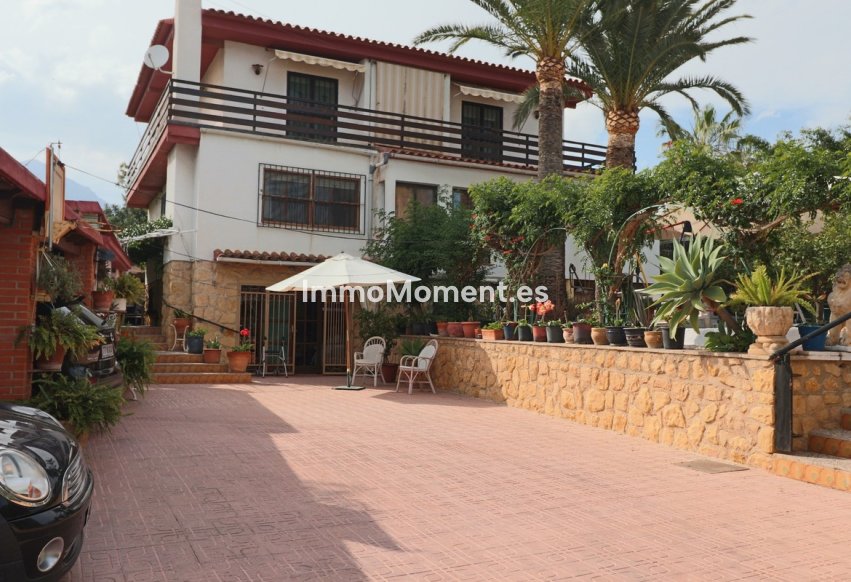 Resale - Detached villa - La Nucía - La Nucia Centro
