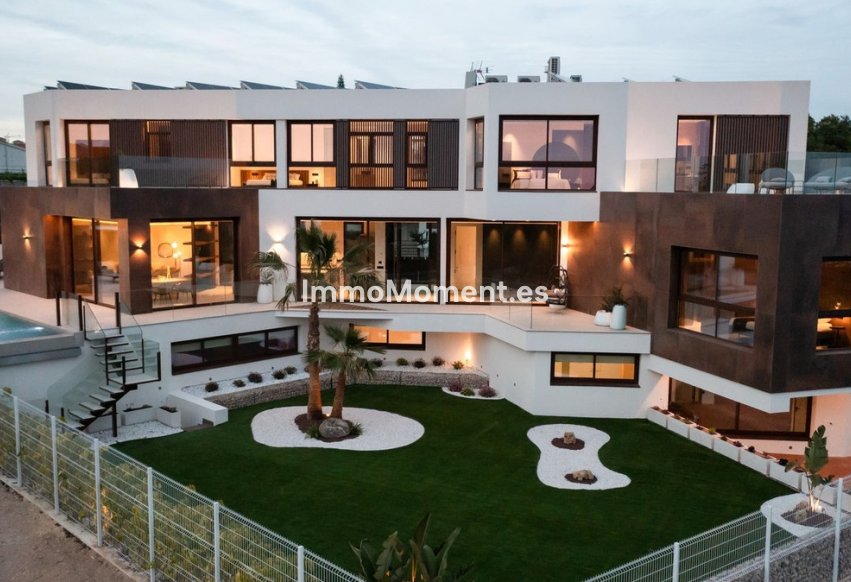 Resale - Detached villa - La Nucía - La Nucia Centro