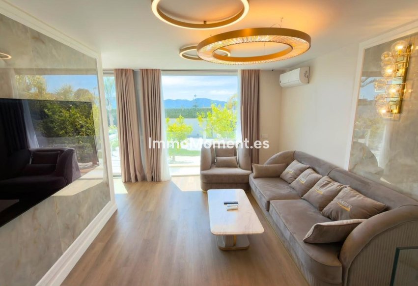 Resale - Detached villa - La Nucía - La Nucia Centro