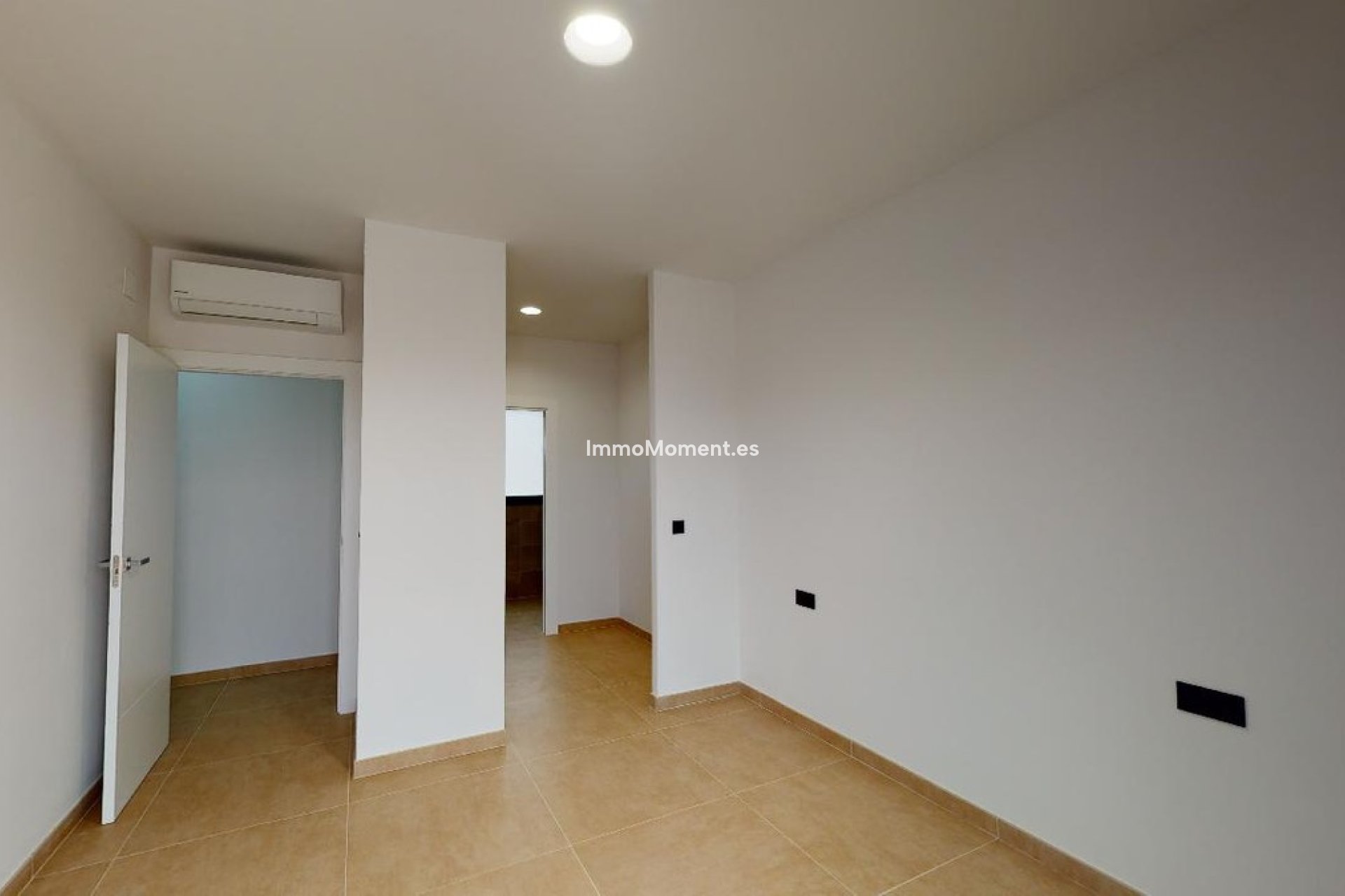 Resale - Detached villa - La Romana - La Romana Centro