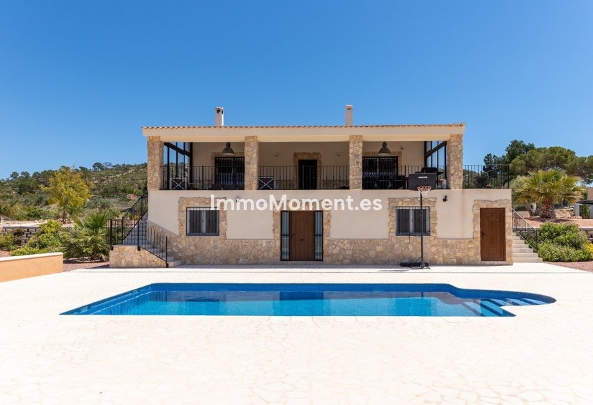 Resale - Detached villa - La Romana - La Romana Centro