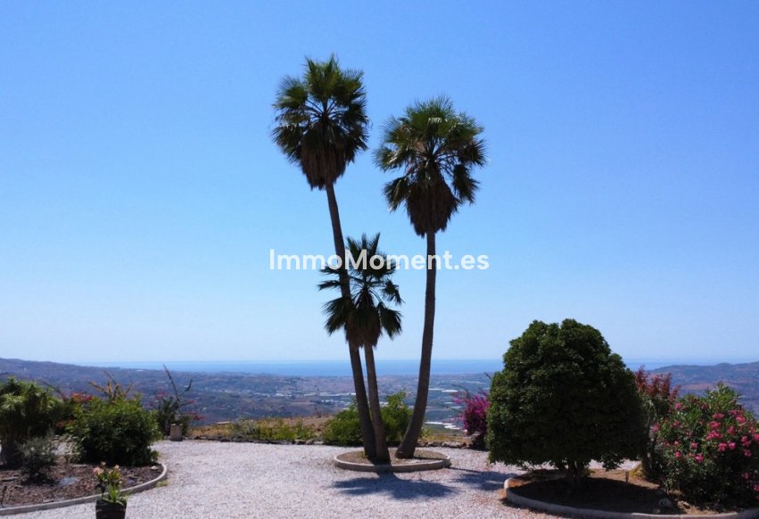 Resale - Detached villa - Málaga Este - El Trapiche