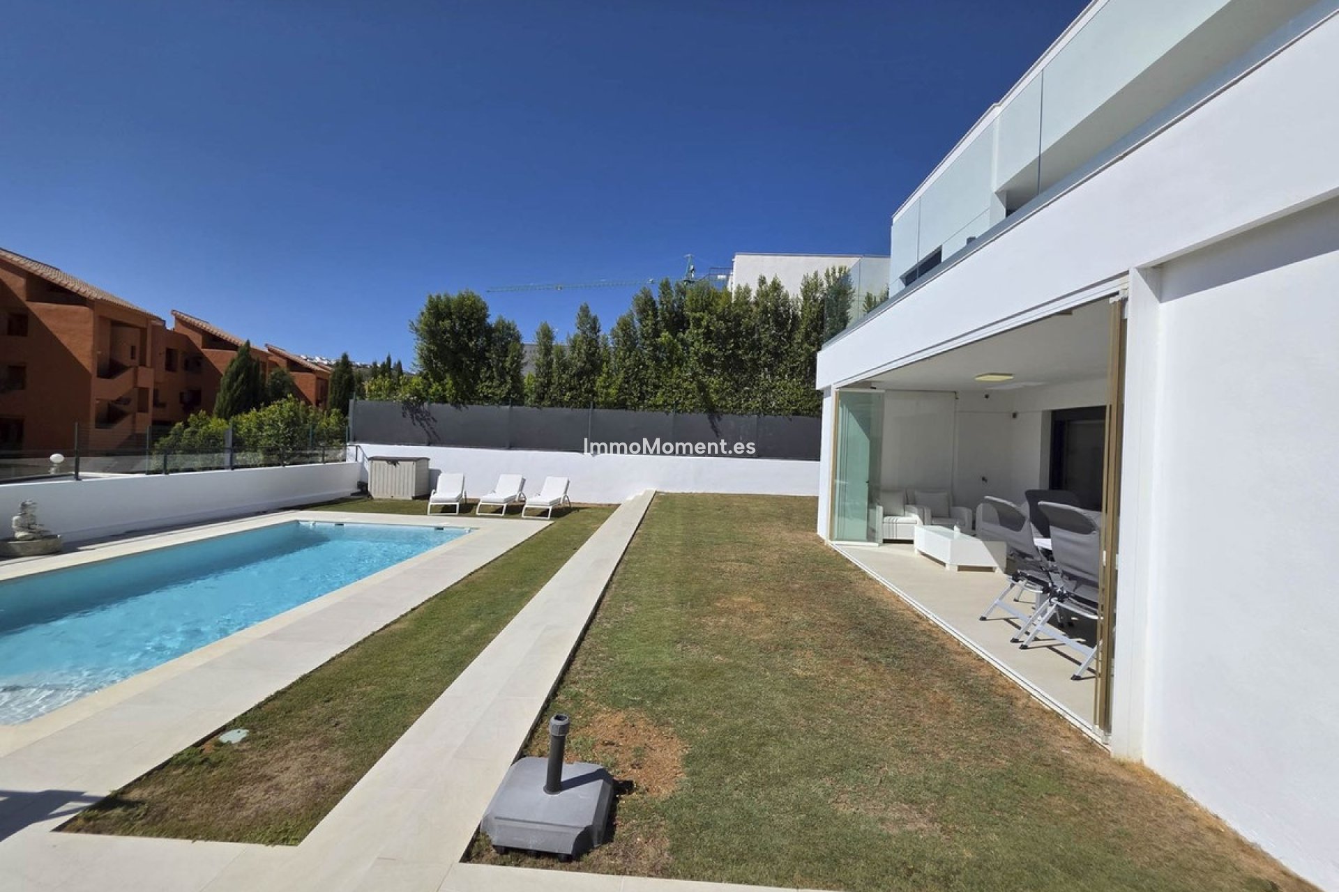 Resale - Detached villa - Manilva - La Duquesa