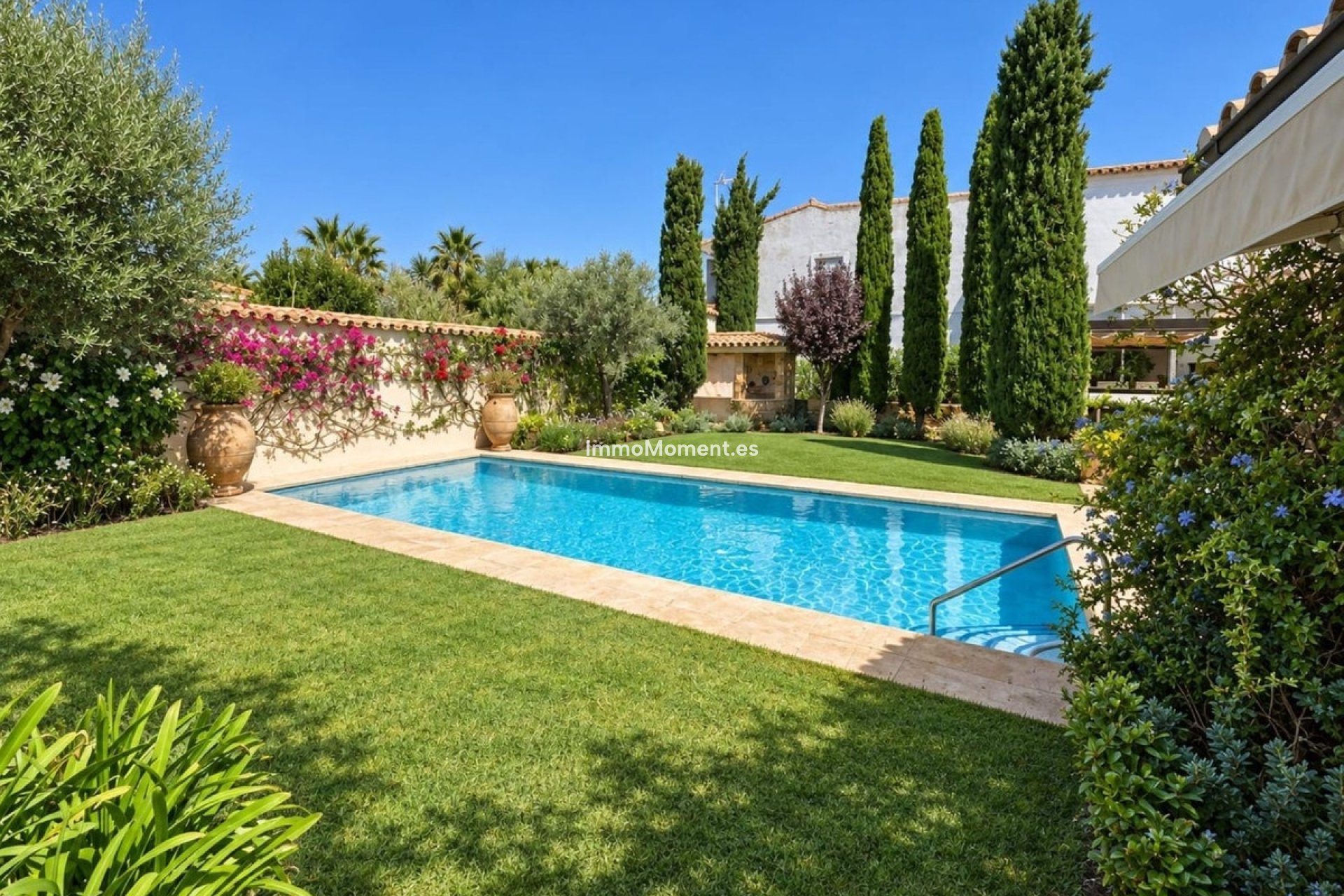 Resale - Detached villa - Manilva - La Duquesa
